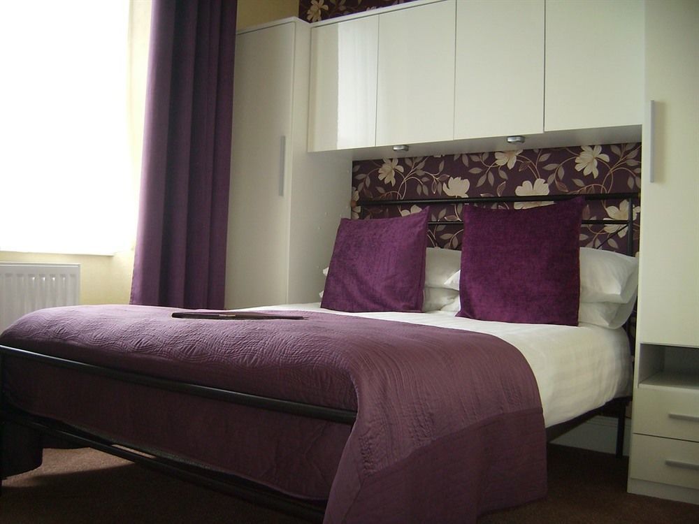 Langdon Villa Guest House Tenby Dış mekan fotoğraf